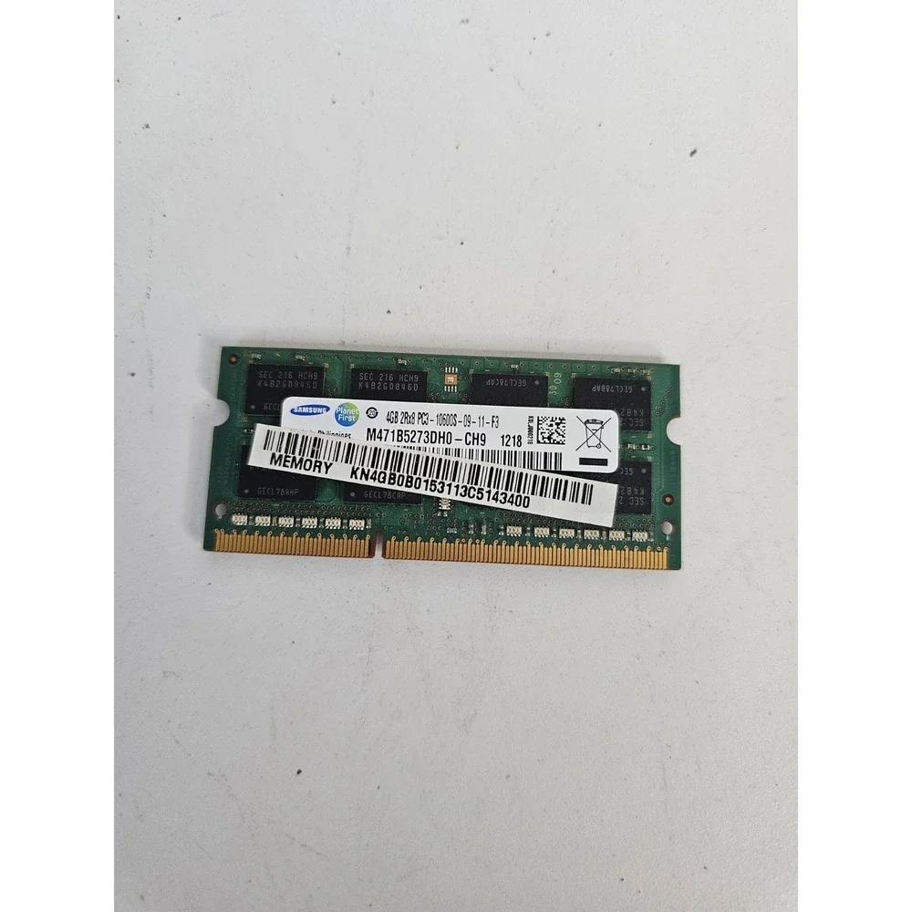 SAMSUNG 4GB 2Rx8 PC3-10600S DDR3 Laptop Memory Ram 01EY897 M471B5273DH0-CH9